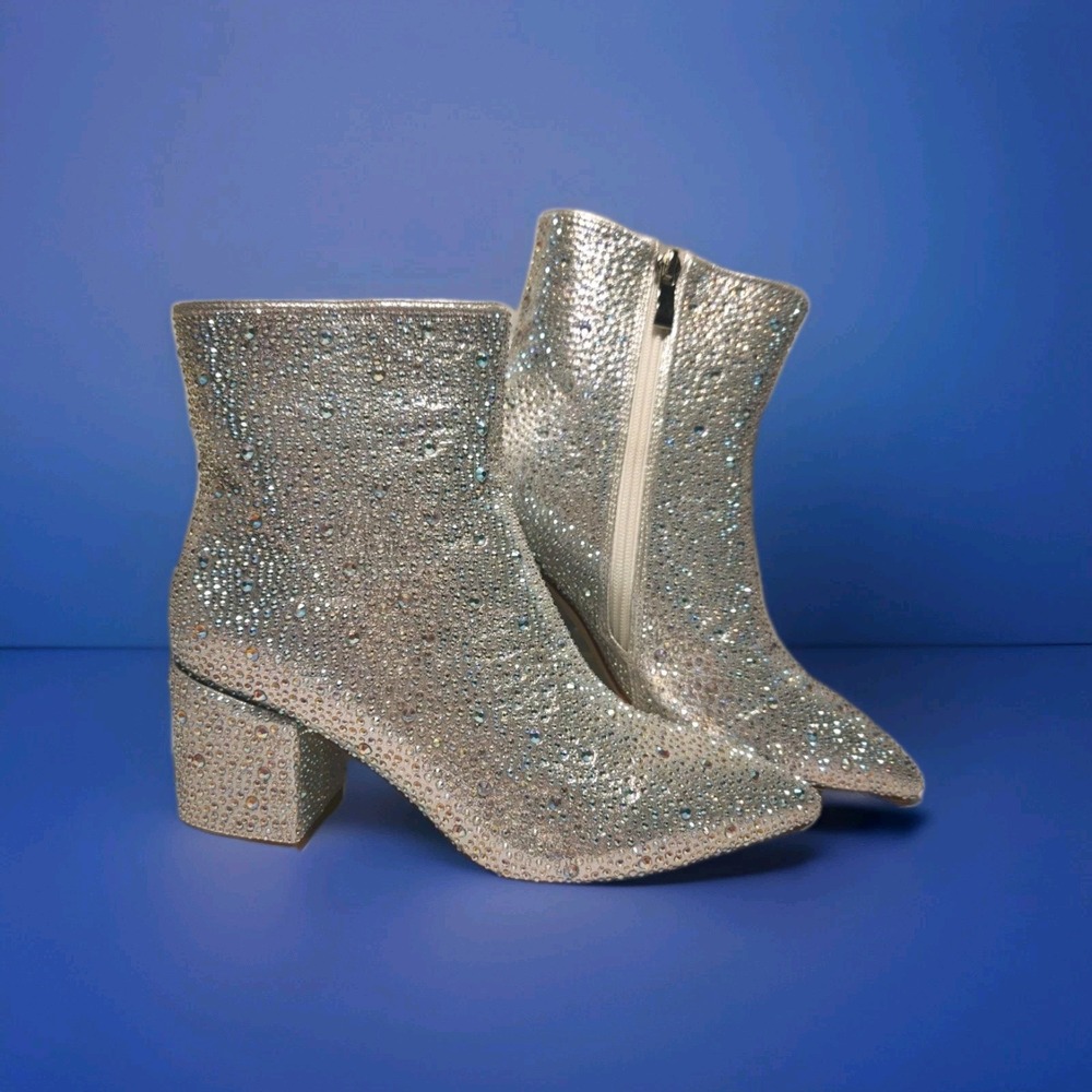 New Women's White/Silver Iridescent Rhinestone Embellished Ankle Boots, Size 6.5 - Picture 3 of 6